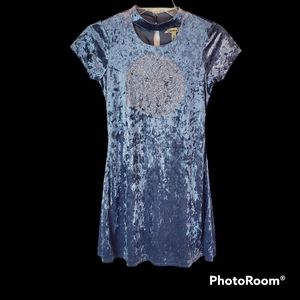 Blue crushed velvet girls dress size 12. Silver Boho glitter medallion design.